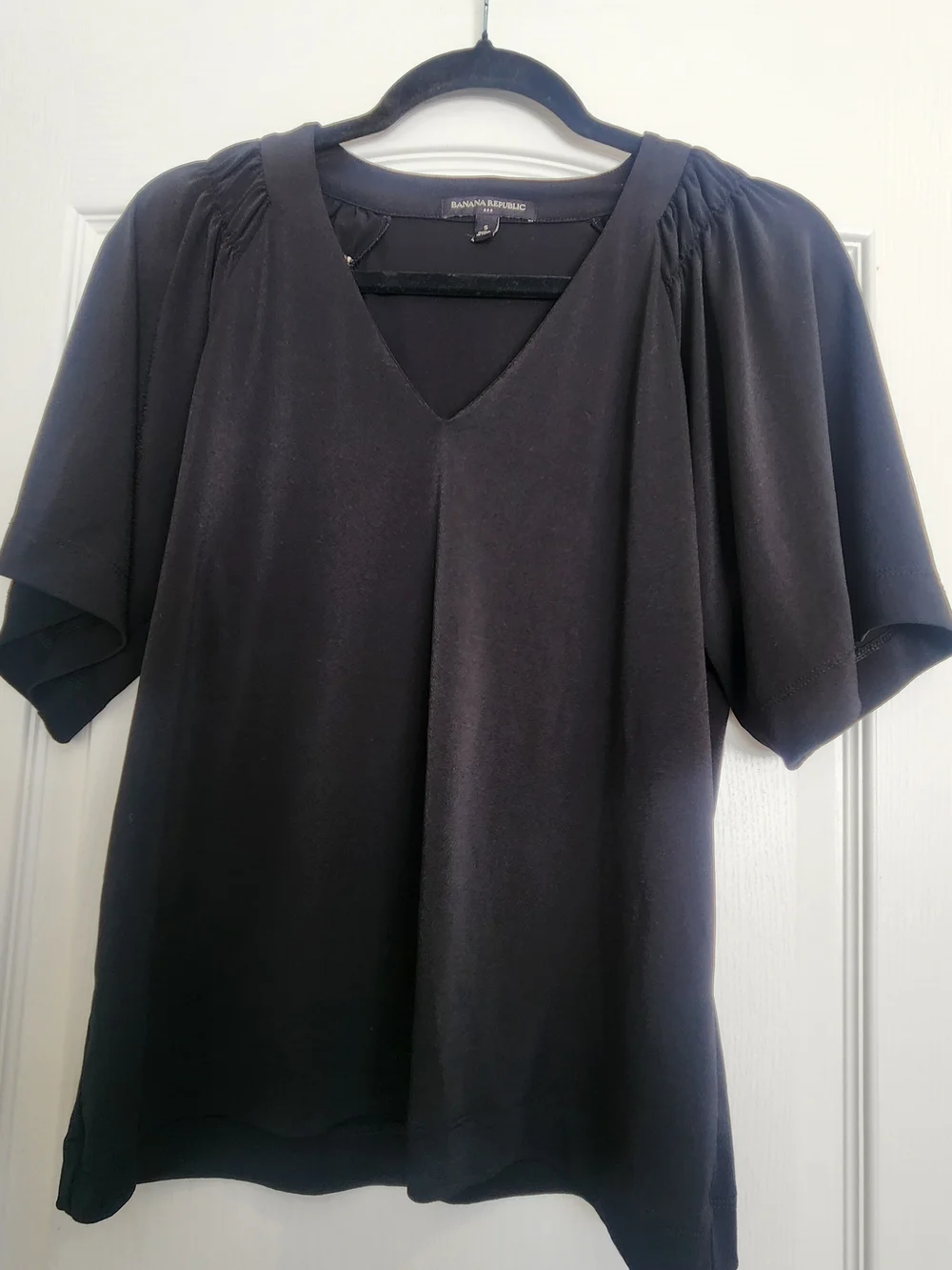 Banana Republic Black V-Neck Puff Sleeve Top S Euc